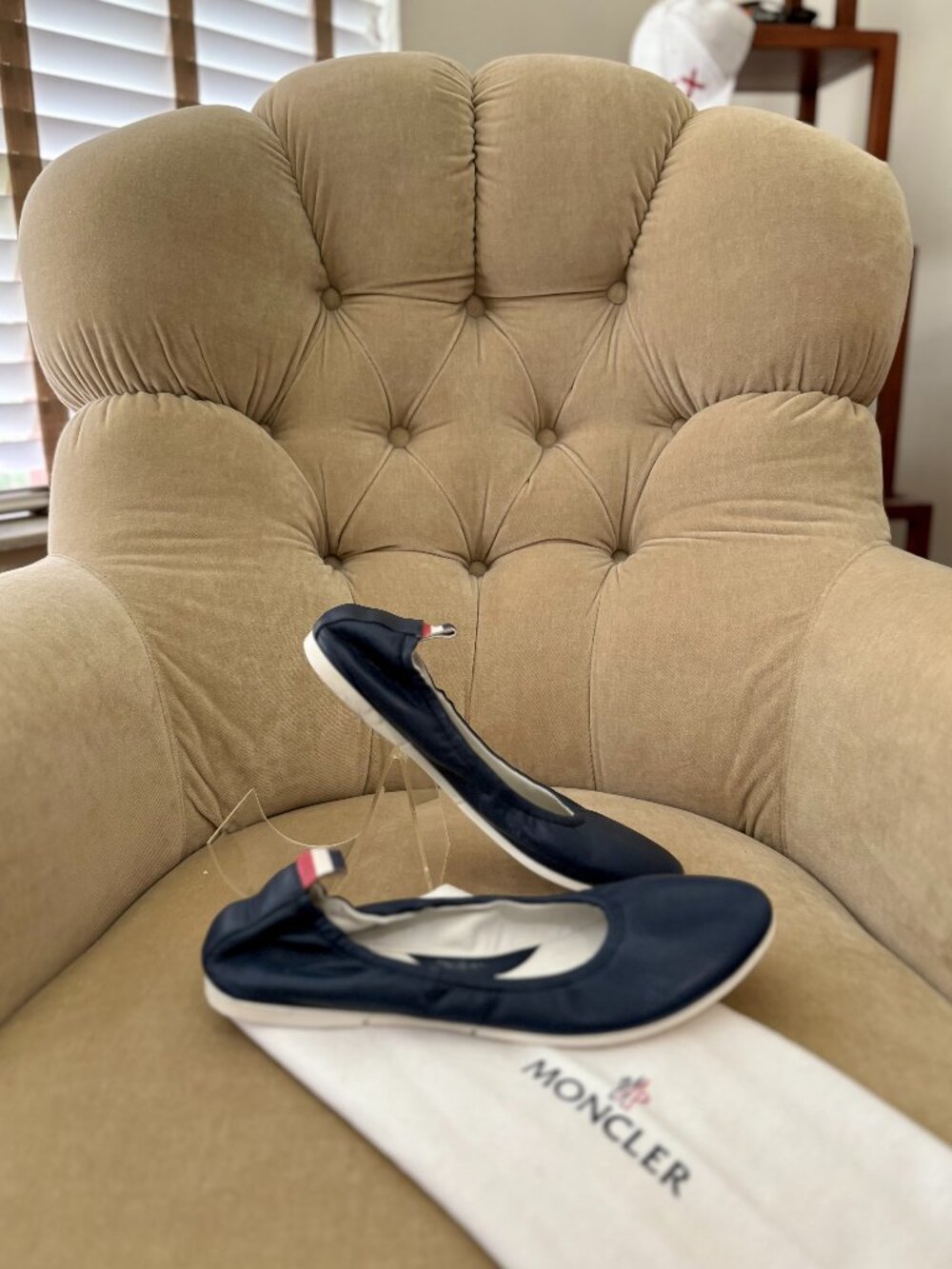 Auth. MONCLER Italy Navy Blue Leather Ballet Ballerina Scrunch Skimmer Flats - Picture 4 of 8